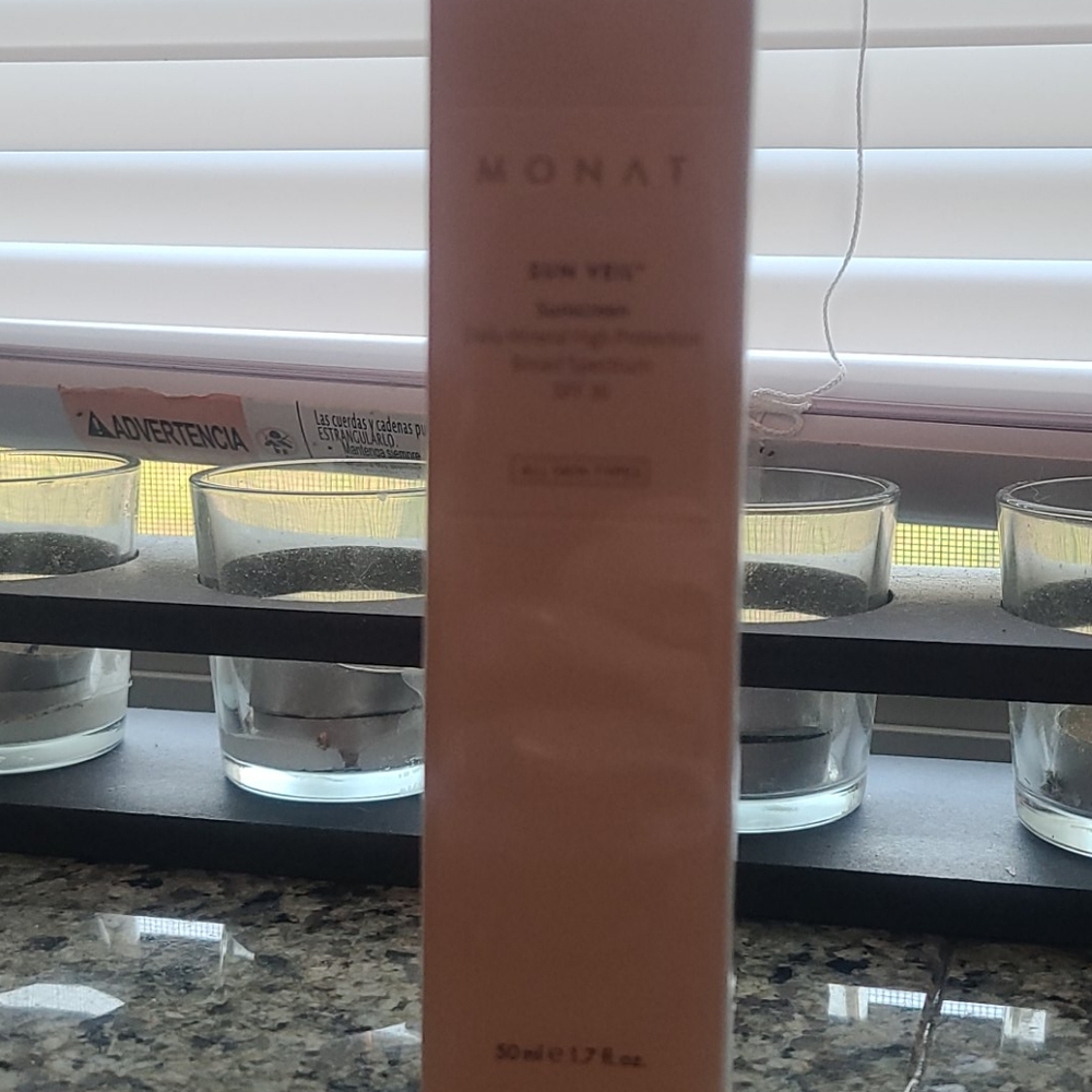 MONAT sun viel SPF 30